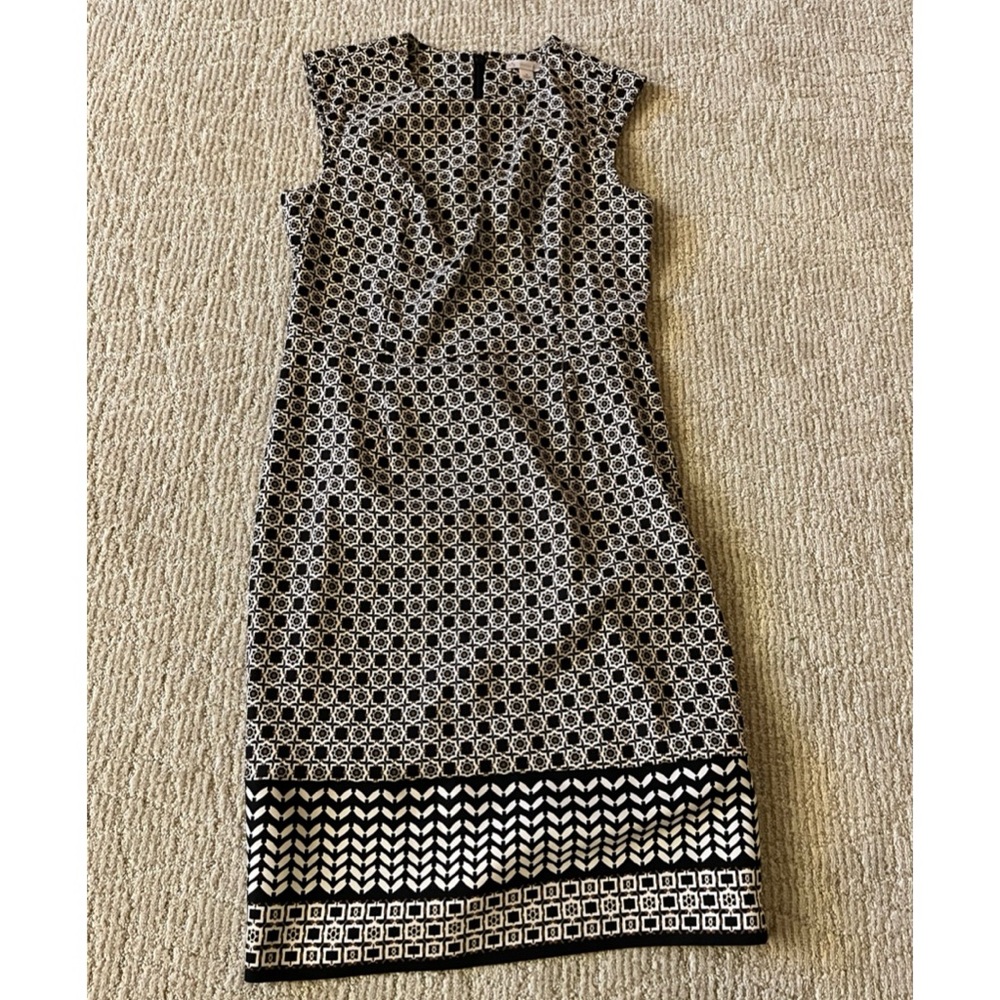 Elegant Black and White Geometric Dress